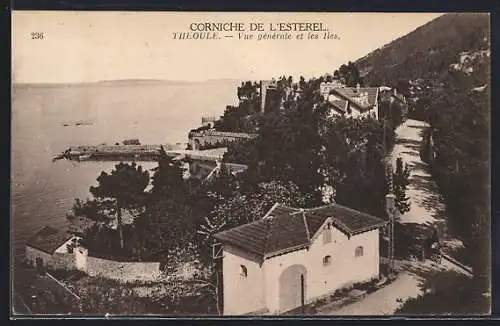 AK Théoule, Vue générale et les îles