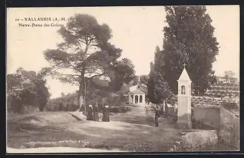 AK Vallauris, Notre-Dame des Grâces et paysage environnant