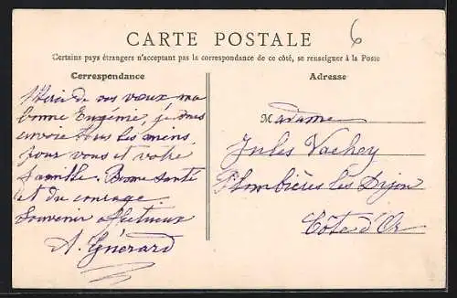 AK Villefranche, Place Carnot avec vue sur les montagnes en arrière-plan