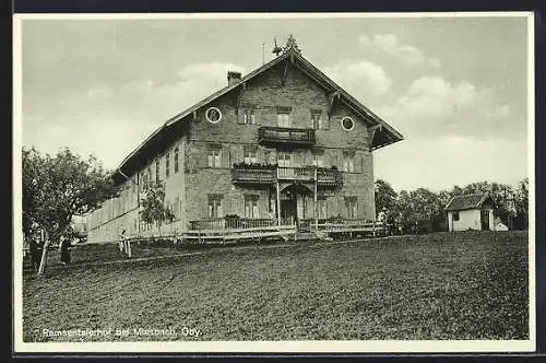 AK Miesbach /Oby., Gasthaus Ramsenthalerhof mit Feldweg