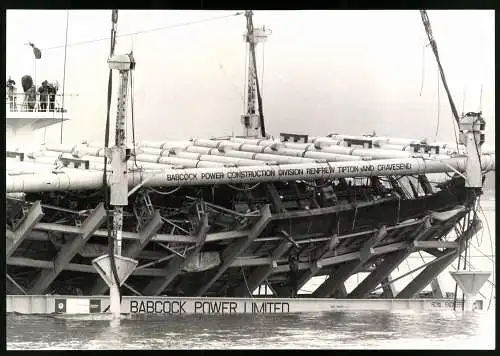 5 Fotografie Ansicht Portsmouth, Bergung des Schiffs Mary Rose 1982 welches 1545 versenkt wurde, Grossformat 25 x 17cm
