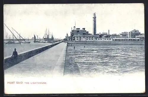 AK Port Said, The Lighthouse, Schiffe im Hafen