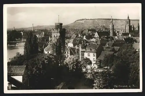 AK Heilbronn, Stadtansicht mit Götzenturm und Wartberg