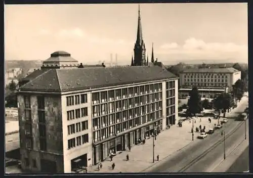 AK Karl-Marx-Stadt, Blick zur Industrie- und Handelskammer und zum Chemnitzer Hof
