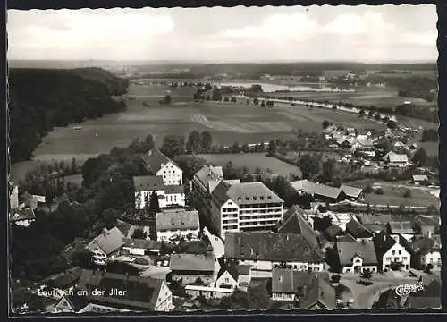AK Lautrach an der Iller, Ortsansicht aus der Vogelschau
