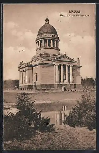 AK Dessau, Blick zum Herzoglichen Mausoleum