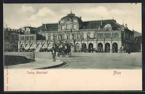 AK Nice, Casino Municipal et calèche sur la place