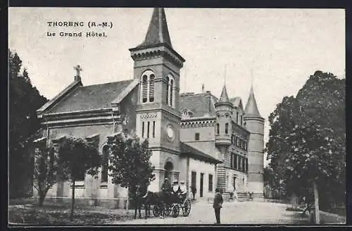 AK Thorenc, Le Grand Hôtel avec calèche devant l`entrée