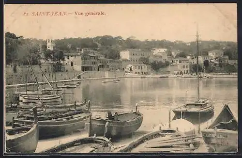 AK Saint-Jean, Vue générale avec bateaux au port