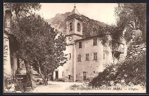 AK Sainte-Jean-la-Rivière, L`Église et paysage montagnard environnant