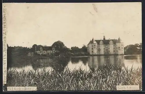 AK Glücksburg, Das Schloss mit Wasser