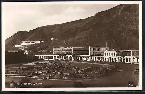AK Aden, The Crescent