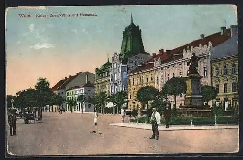 AK Wels, Kaiser Josef-Platz mit Denkmal