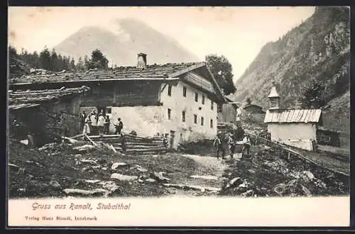 AK Ranalt /Stubaithal, grosses Haus und kleine Kapelle