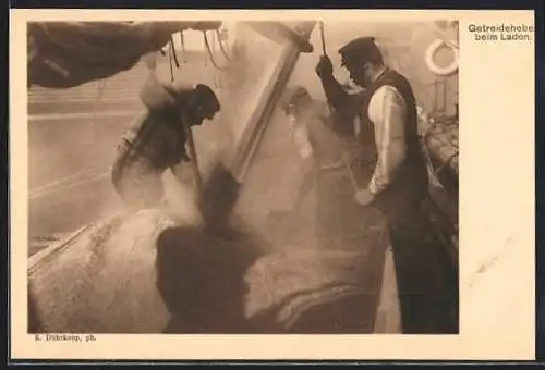 AK Getreideheber beim Laden