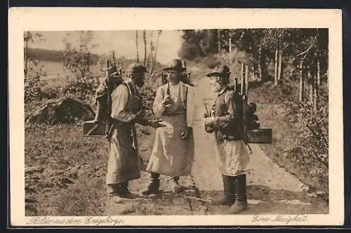 AK Männer aus dem Erzgebirge im Gespräch am Waldrand