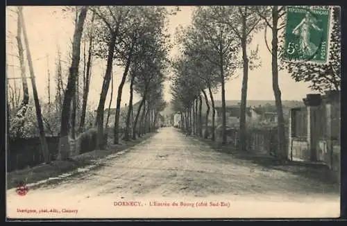 AK Dornecy, L`Entrée du Bourg (côté Sud-Est)