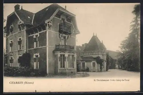 AK Charrin, Vue de la grande maison et de l`allée adjacente