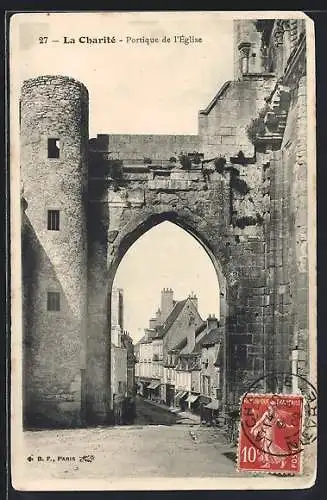 AK La Charité, Portique de l`Église