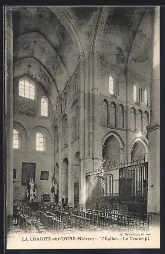 AK La Charité-sur-Loire, L`Église, Le Transept