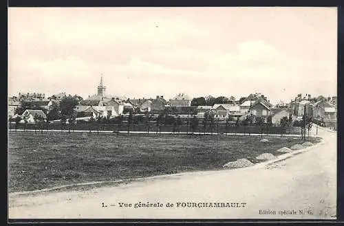 AK Fourchambault, Vue générale de la ville et des maisons environnantes