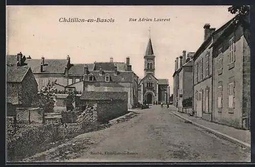 AK Châtillon-en-Bazois, Rue Adrien Laurent et vue de l`église