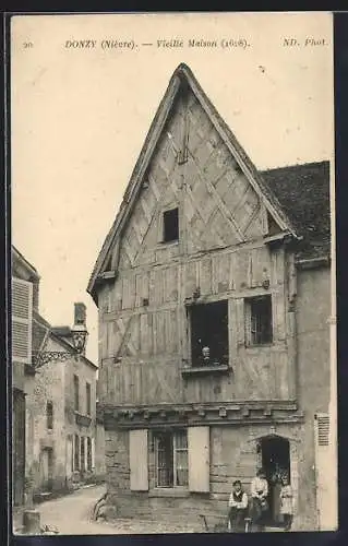 AK Donzy, Vieille Maison (XVe s.)