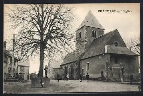 AK Chaumard, L`église et la place avec arbre en hiver