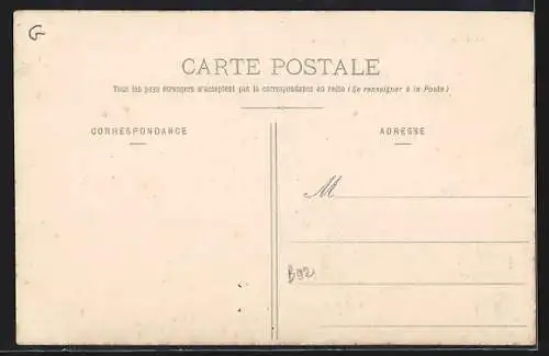 AK Arquian, Place de l`Église, Le Monument