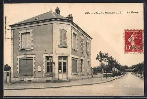 AK Fourchambault, La Poste et rue adjacente
