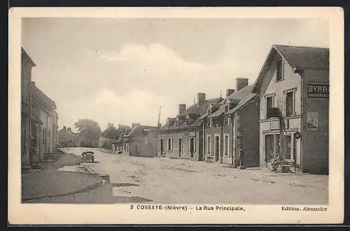 AK Cossaye, La Rue Principale et les maisons alignées