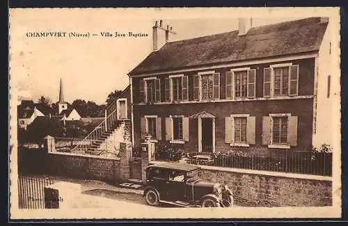 AK Champvert, Villa Jean-Baptiste et automobile devant la maison