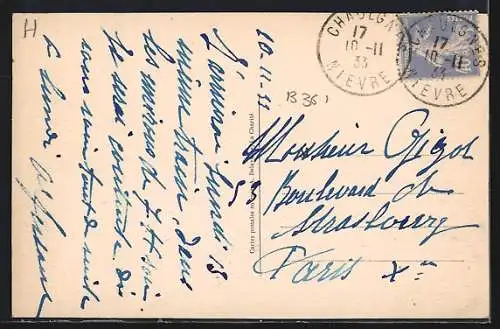 AK Chaulgnes, Route de La Charité avec maisons et arbres en perspective