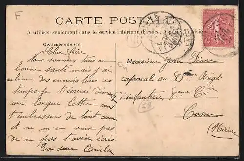 AK Baye, Rue Principale avec passants sur la route