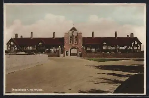 AK Thorpeness, Almshouses