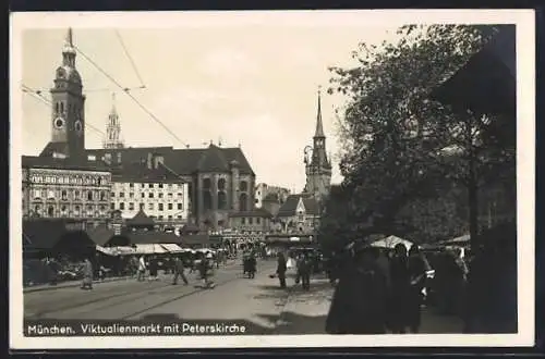 AK München, Viktualienmarkt mit Peterskirche