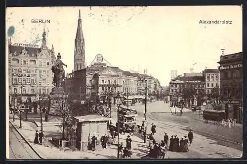 AK Berlin, Alexanderplatz, Autobus, Strassenbahn