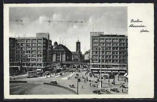 AK Berlin, Blick über den Alexanderplatz mit Gebäudeansicht