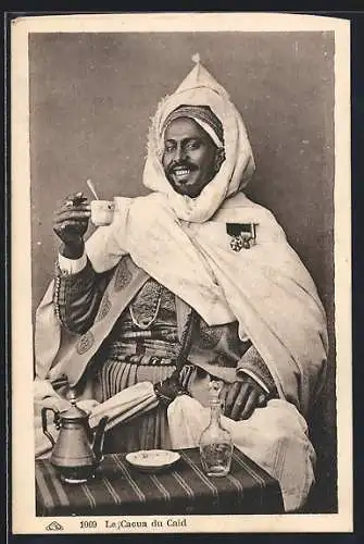 AK Le Caoua du Caid, arabische Volkstypen