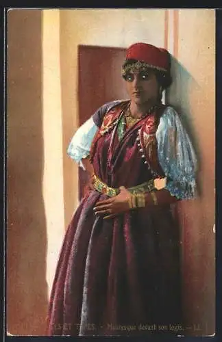 AK Mauresque devant son logis, Maurin in Tracht