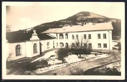 AK Kuncice p. Ondr., Lecebný ústav