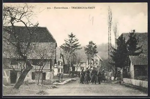 AK Traubach-le-Haut, Strassenpartie mit Ortsleben