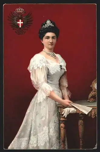 AK Elena, Königin von Italien mit einem Fächer, Wappen