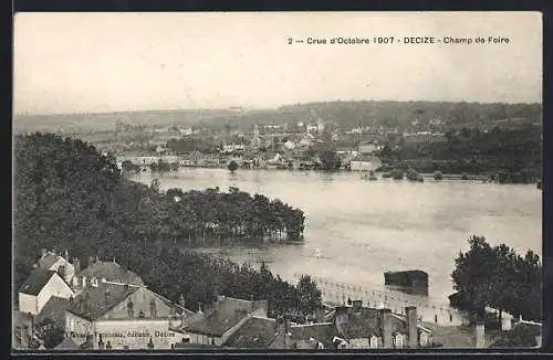 AK Decize, Crue d`Octobre 1907 au Champ de Foire