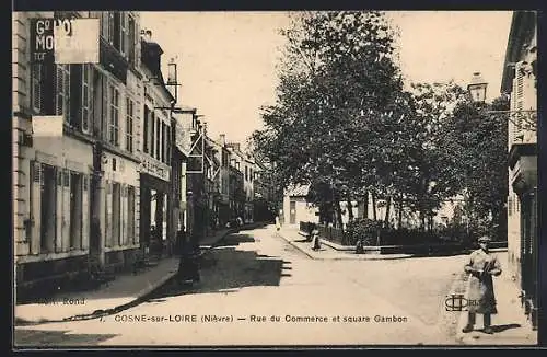 AK Cosne-sur-Loire, Rue du Commerce et square Gambon