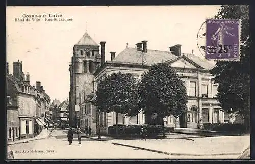 AK Cosne-sur-Loire, Hôtel de Ville et Rue St-Jacques