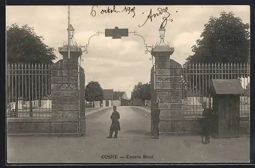 AK Cosne, Caserne Binot et entrée principale