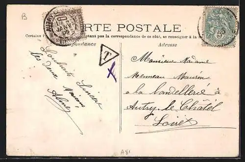 AK Cosne-sur-Loire, Monument et Square Baudin