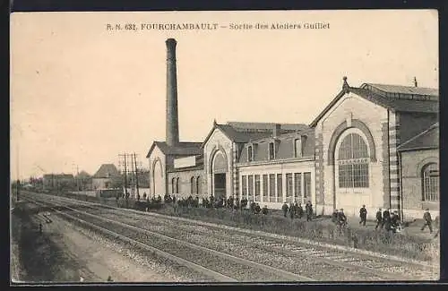 AK Fourchambault, Sortie des Ateliers Guillet