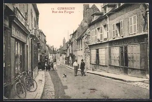 AK Corbigny, Rue des Forges animée avec boutiques et passants